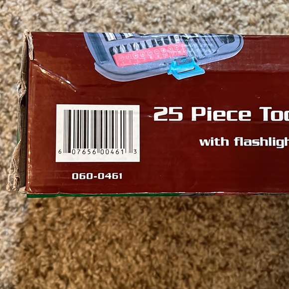 25 Piece Tool Kit with Flashlight. New in box - Picture 7 of 7